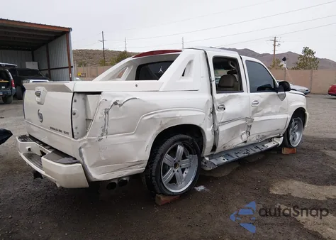 2003 Cadillac Escalade Ext Standard z USA, uszkodzony, nr VIN 3GYEK63N63G235863